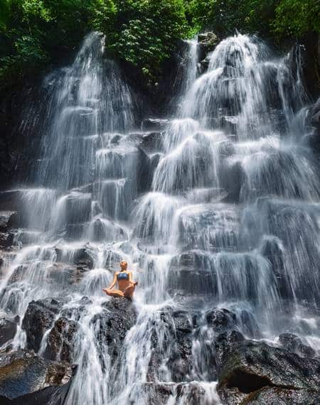 Kanto Lampo Waterfall